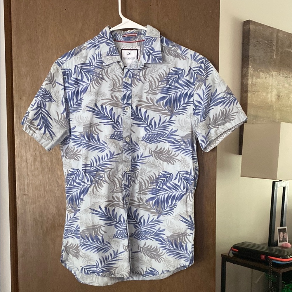 Men’s floral navy and blue denim & flower button up